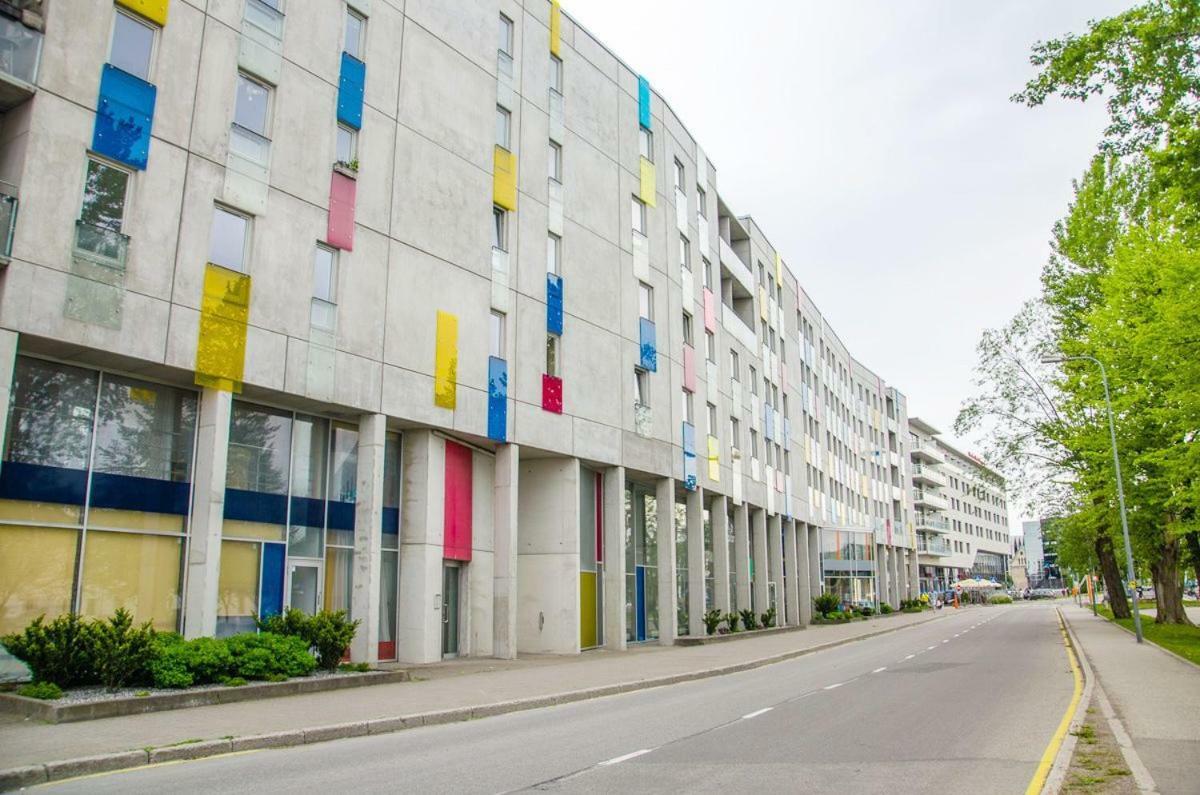 Harbour Hub Hostel Tallinn Exteriör bild